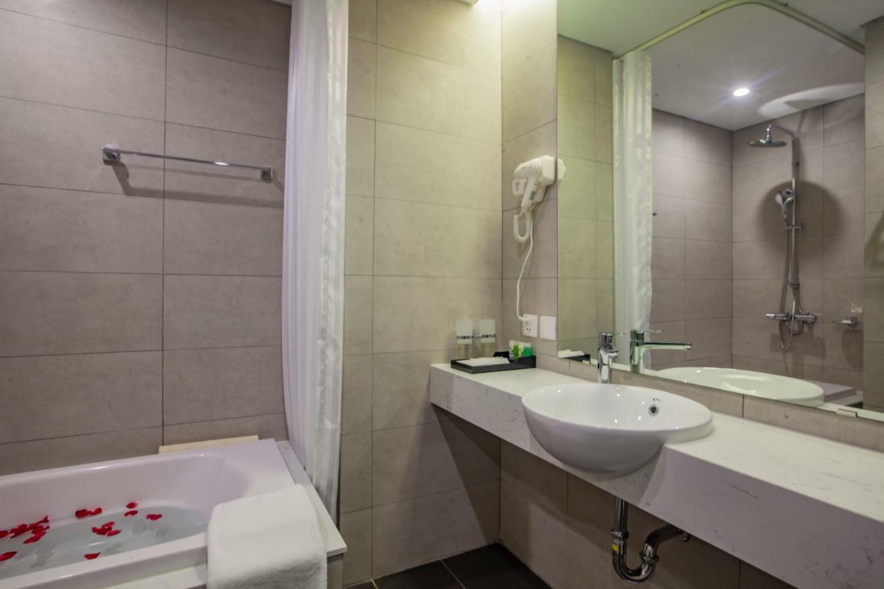 Parosand Hanoi Hotel Hanói Exterior foto